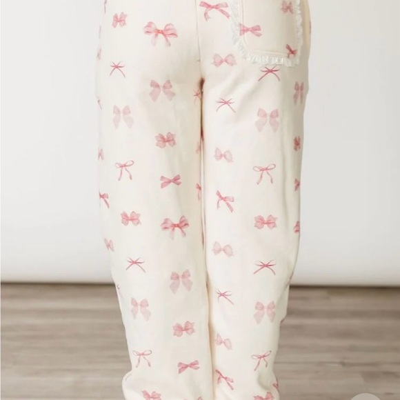 Ampersand Ave comfort zone joggers bows - pretty in pink - Picture 2 of 6
